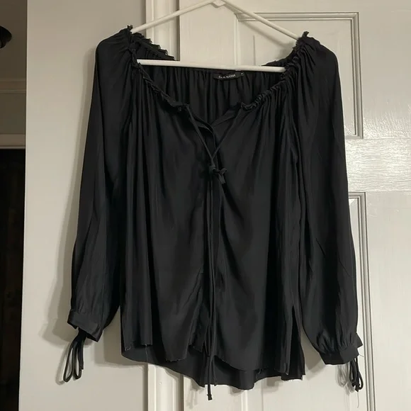 Calvin Rucker Small - Picture 2 of 5